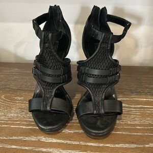 BCBGeneration haute high heels